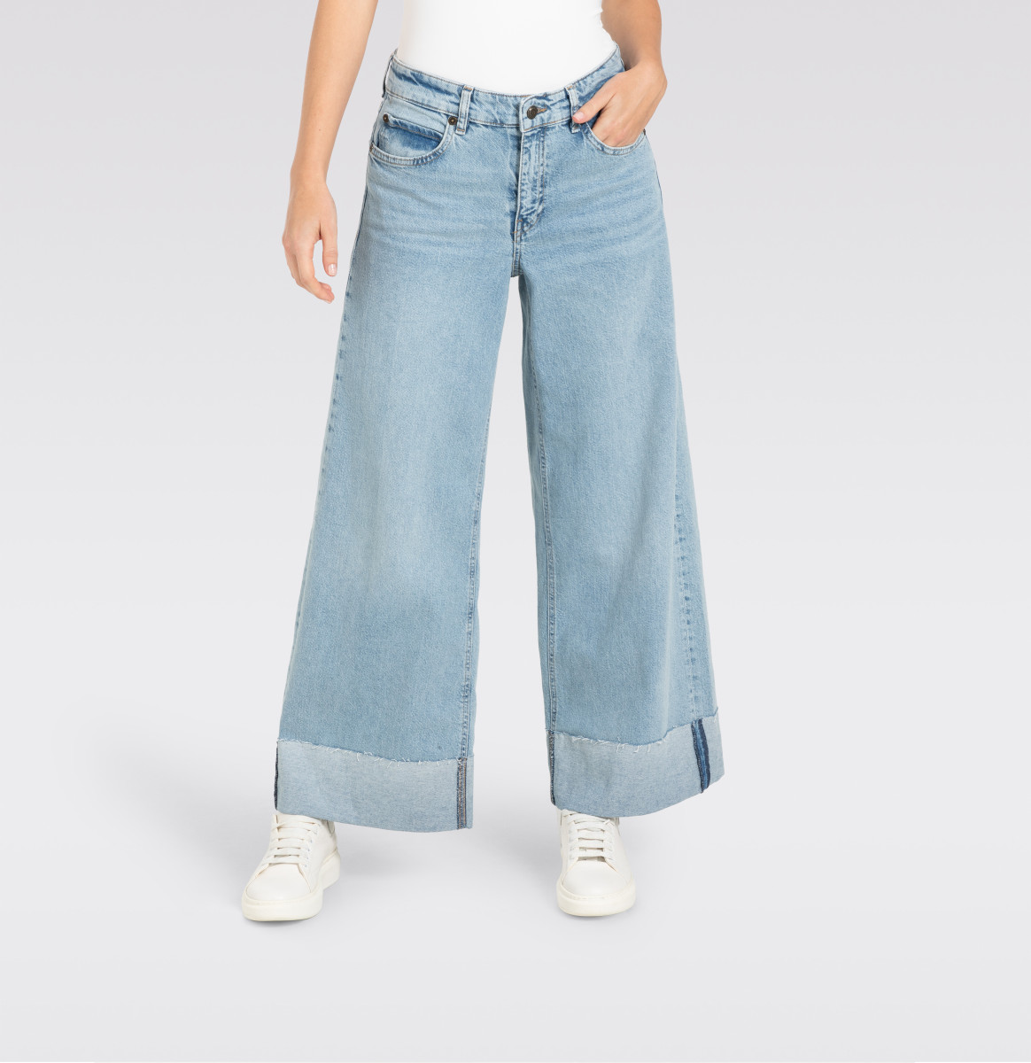 Relaxed Jeans "Nevada" hellblau
