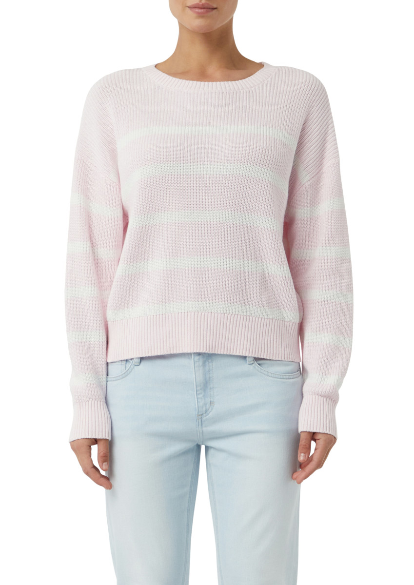 Gestreifter Strickpullover