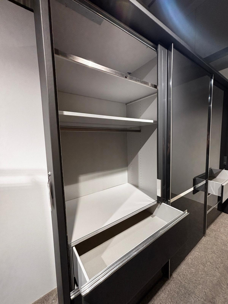 Schwebetürenschrank "Milva"