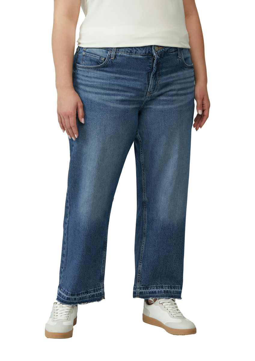 Straight-Fit Jeans