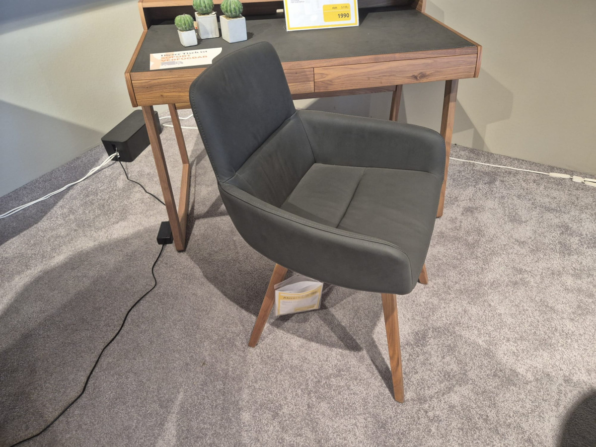 Stuhl "H100"