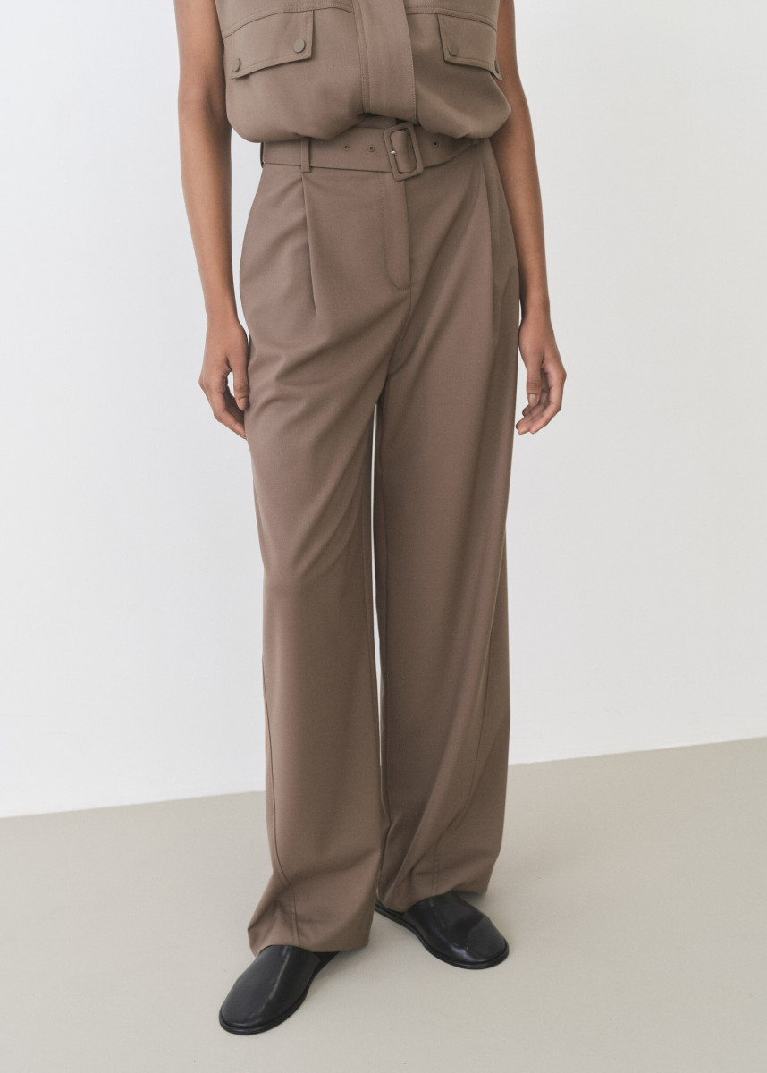 Hose mit Gürtel "Oliana"