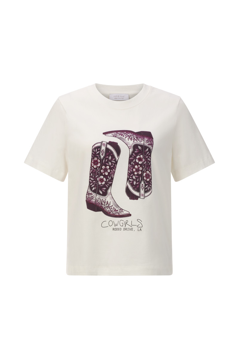 Elegant Fit T-Shirt