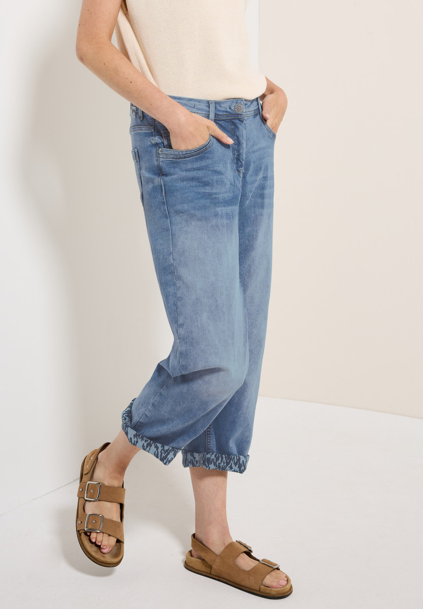Straight Leg Jeans