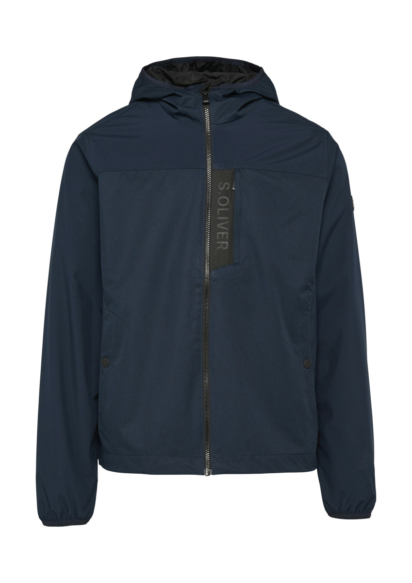 Sportive Jacke