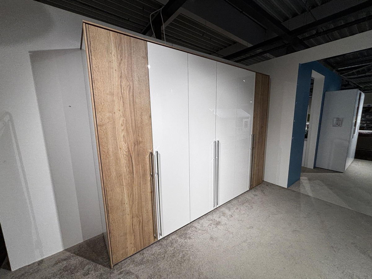 Drehtürenschrank "Maro 200"