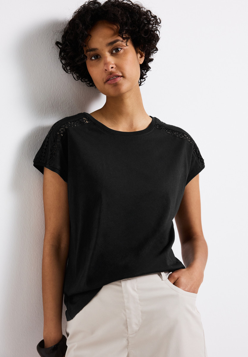 T-Shirt mit Häkeldetails