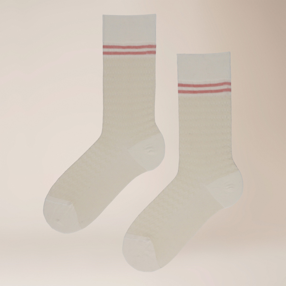 Socken mit Rippbündchen