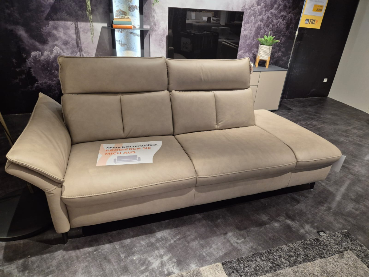 Recamiere links "IL 4058"