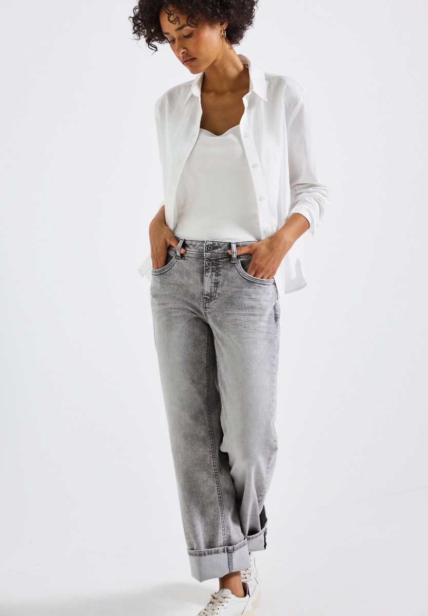 Jeanshose im Casual Fit