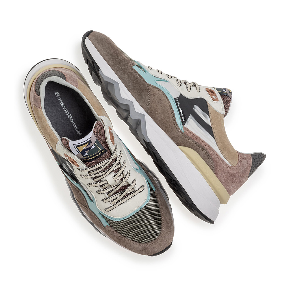 Sneaker