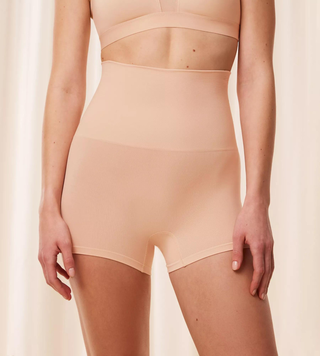Short "Soft Sculpt Bandeau"
