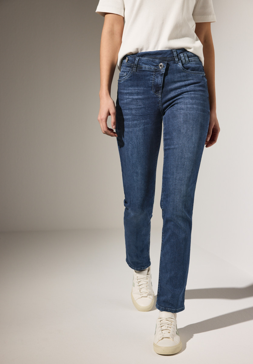 Straight Leg Jeans