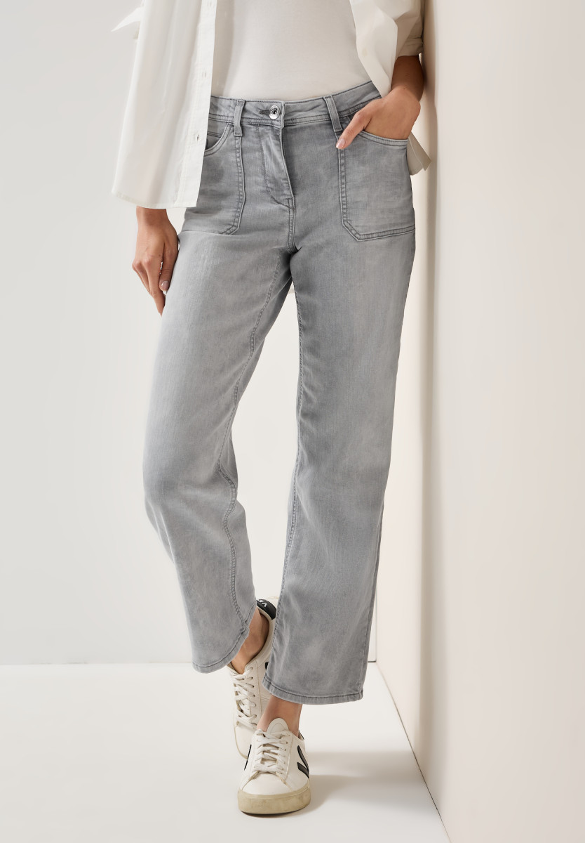 Wide Leg Jeans