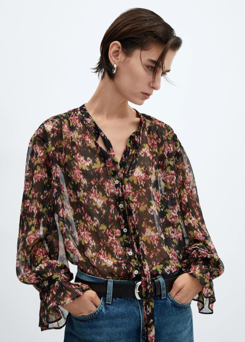 Bluse mit Schleife