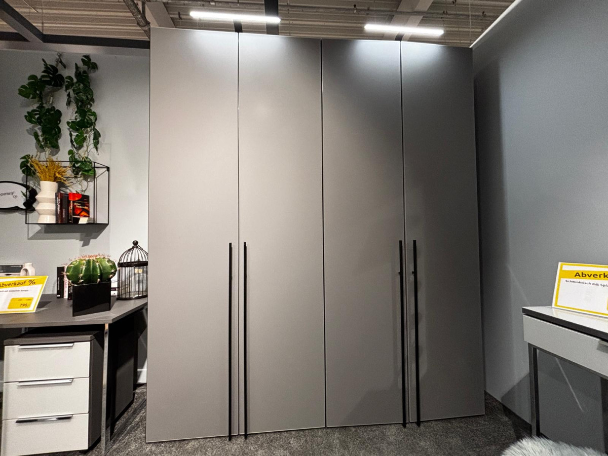 Drehtürenschrank "Topline"
