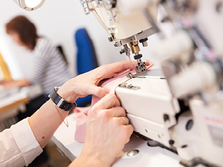 Schneider (m/w/d) gesucht Schneider (m/w/d) bei FREY