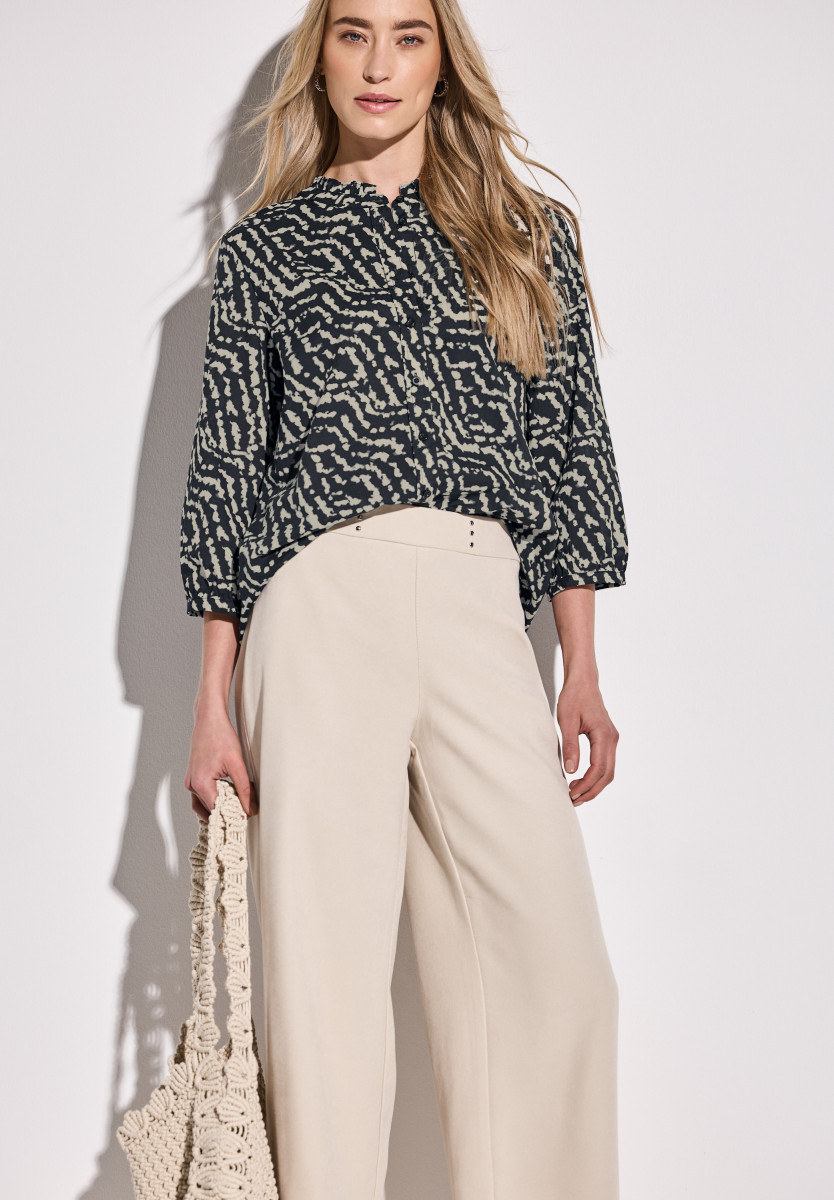 Print-Bluse mit Rüschen