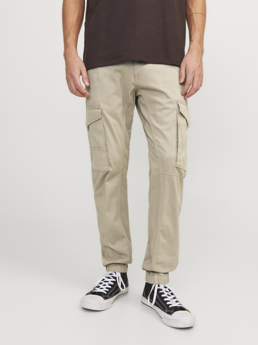 Cargohose mit Tapered Fit