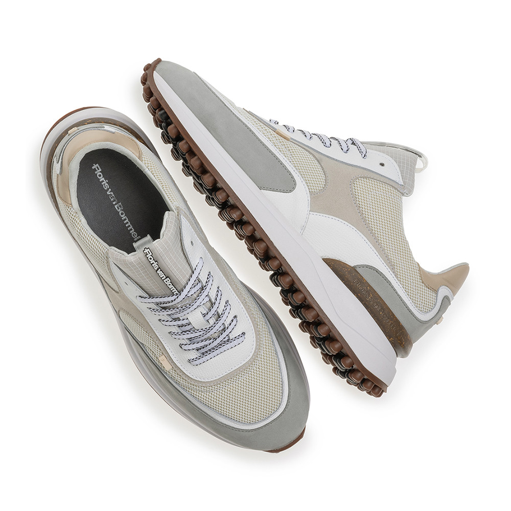 Sneaker