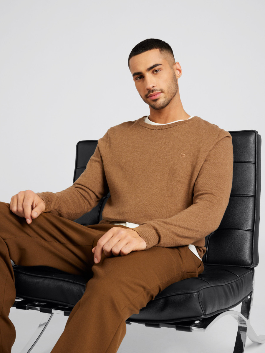 Pullover braun