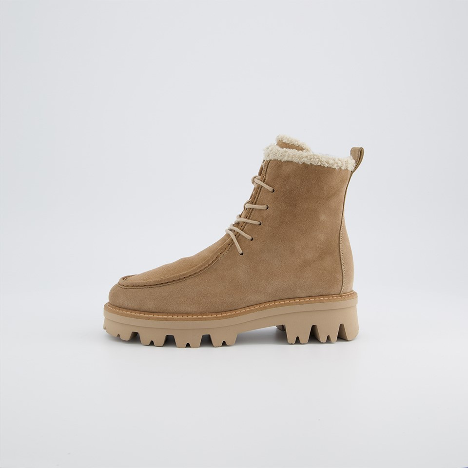 Schnürboots mit Warmfutter