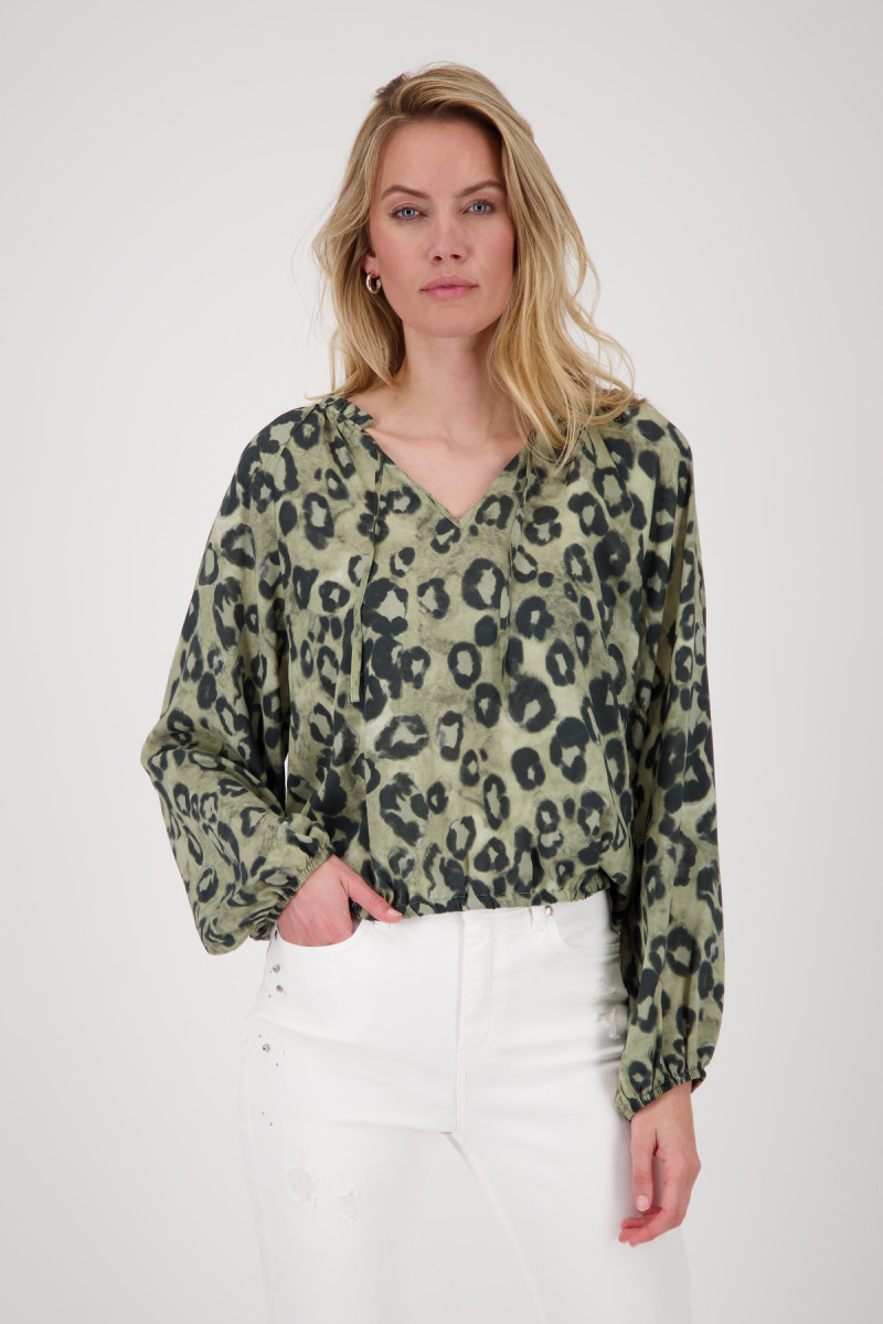 Bluse mit Leomuster