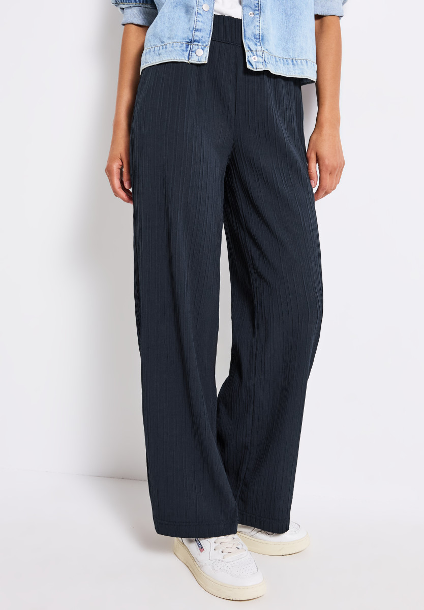 Wide Leg Crinkle Hose