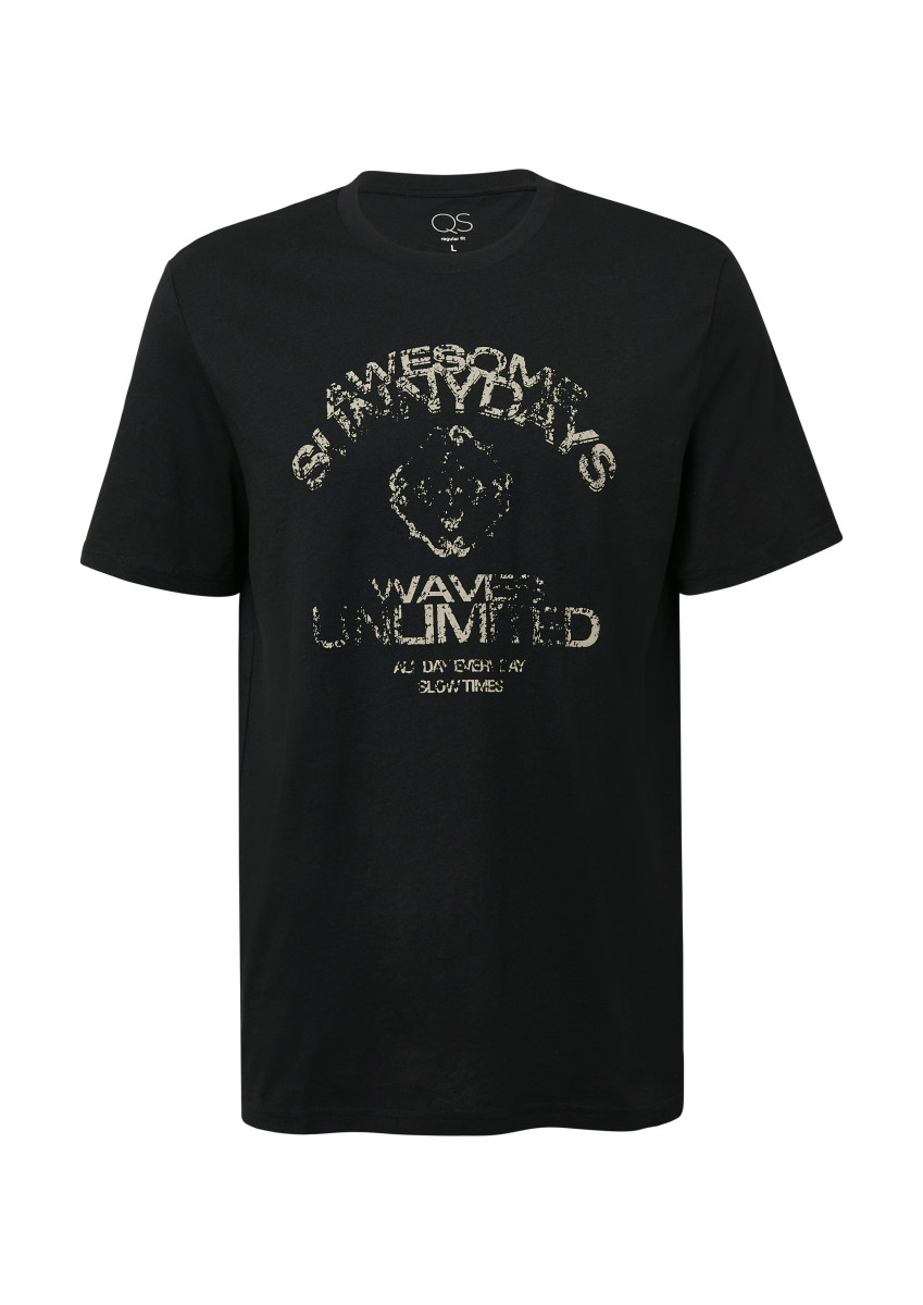 Basic T-Shirt