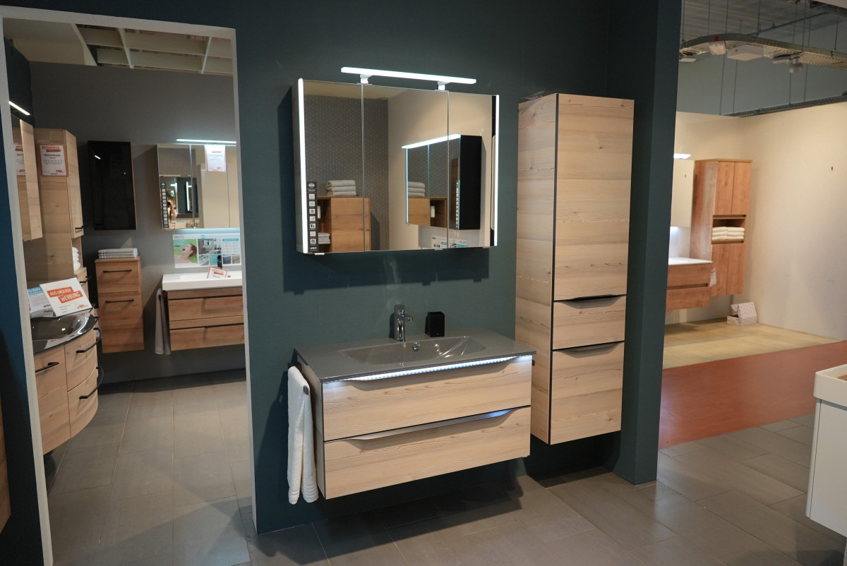 Badezimmer "Serie 6025"