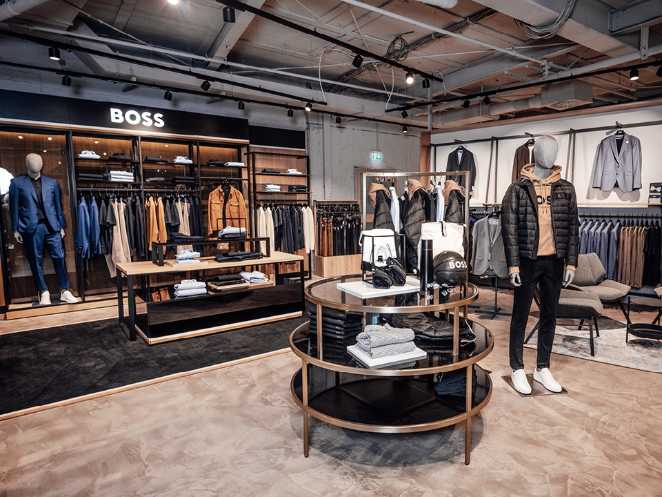 Neue Herren-Etagen in Cham Herrenmode-Etage bei FREY in Cham