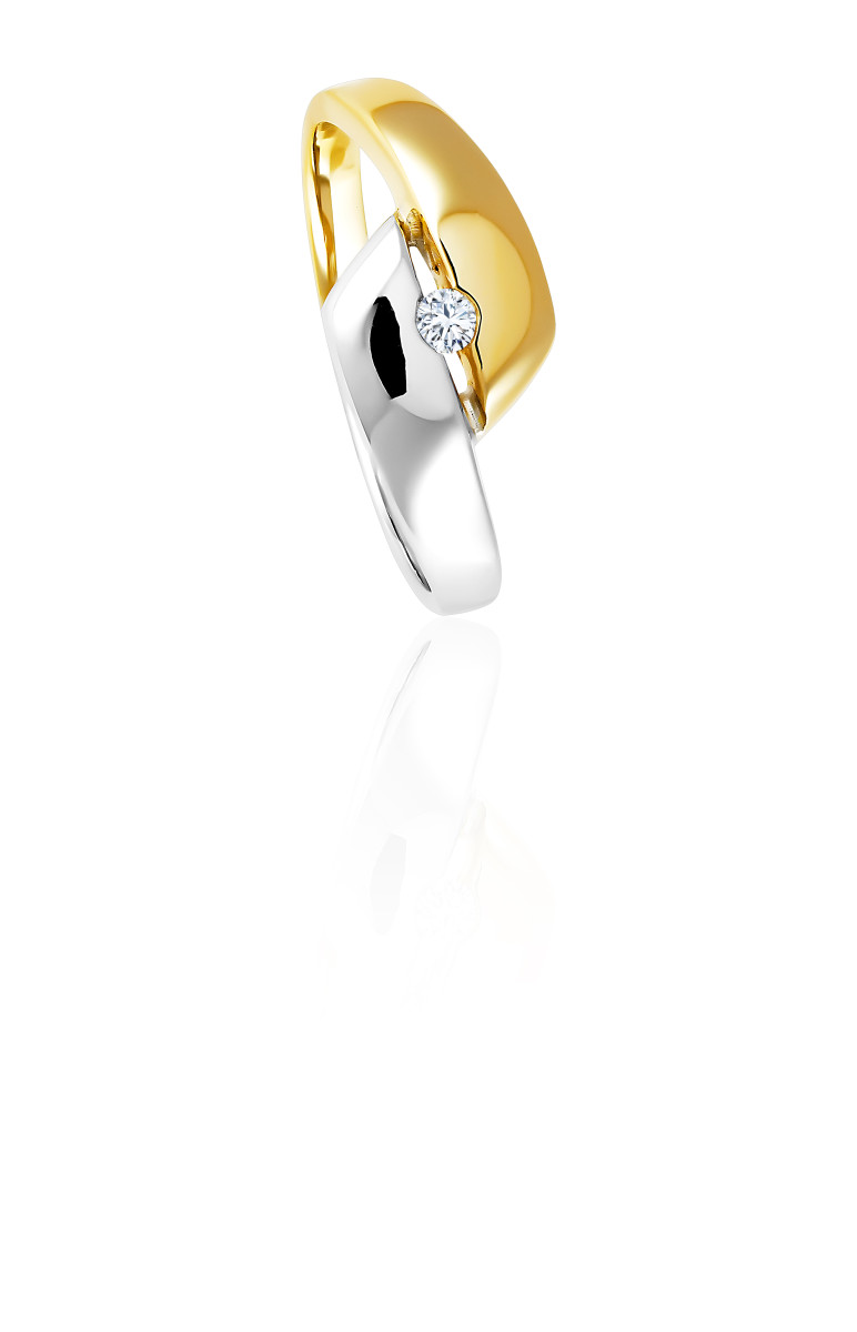 Ring 375 GG/tr. 1 Diamant