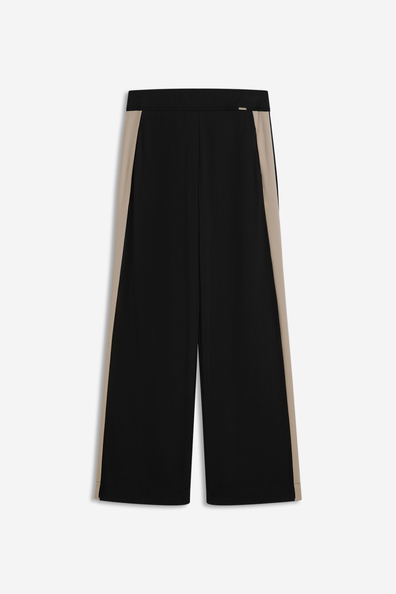 Fließende Hose