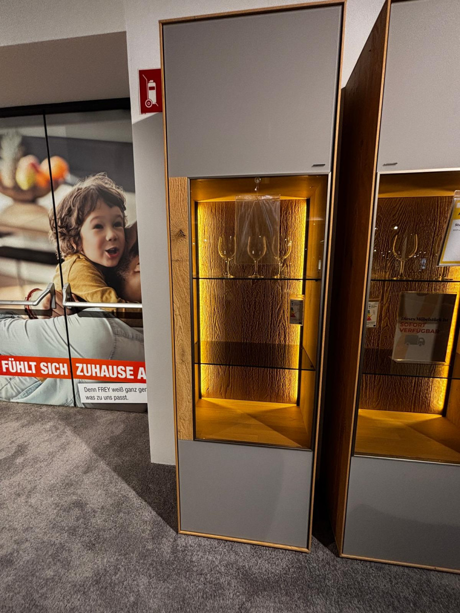 Vitrine "IL 2001"