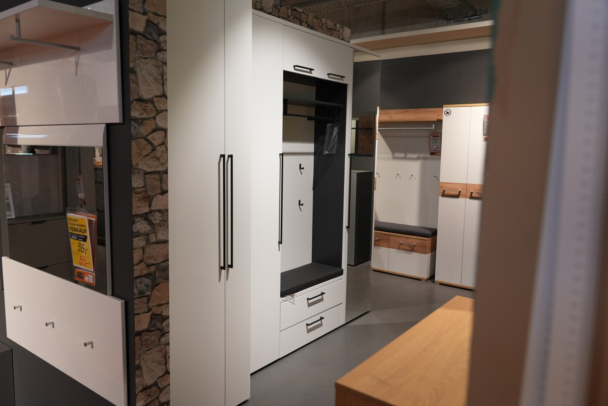 Garderobe "Cupa"