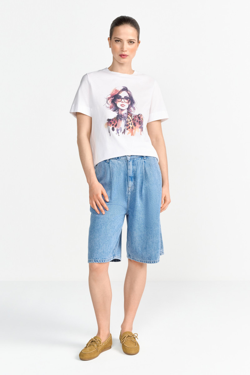 Easy Fit T-Shirt