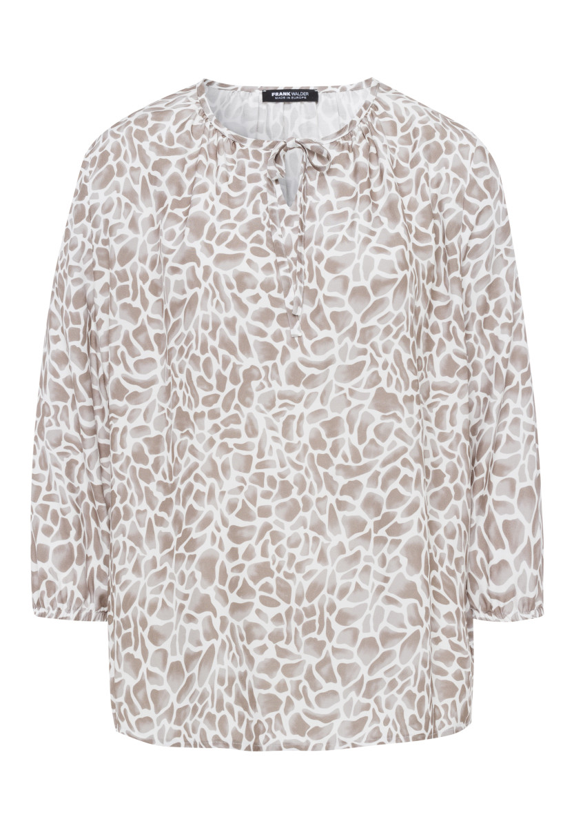 Bluse im Animalprint