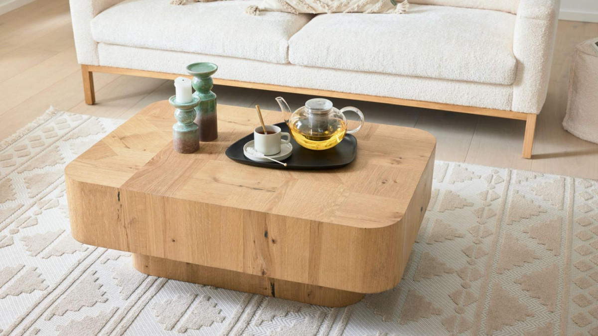 No. 2002 - Couchtisch