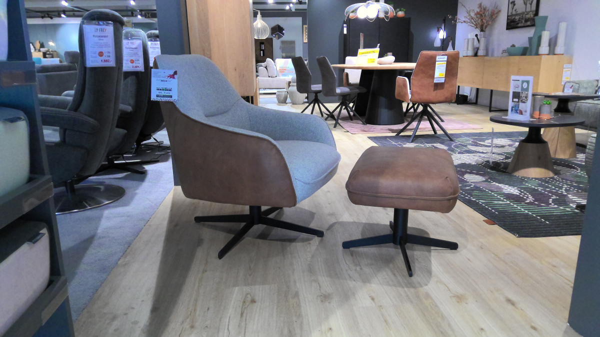 Sessel mit Hocker "Oviedo"