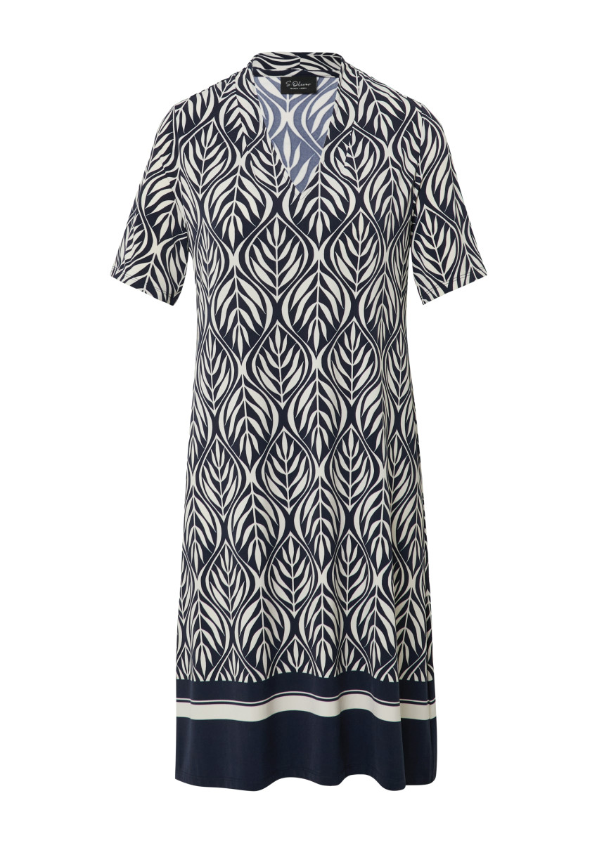 Kurzes Kleid mit V-Ausschnitt