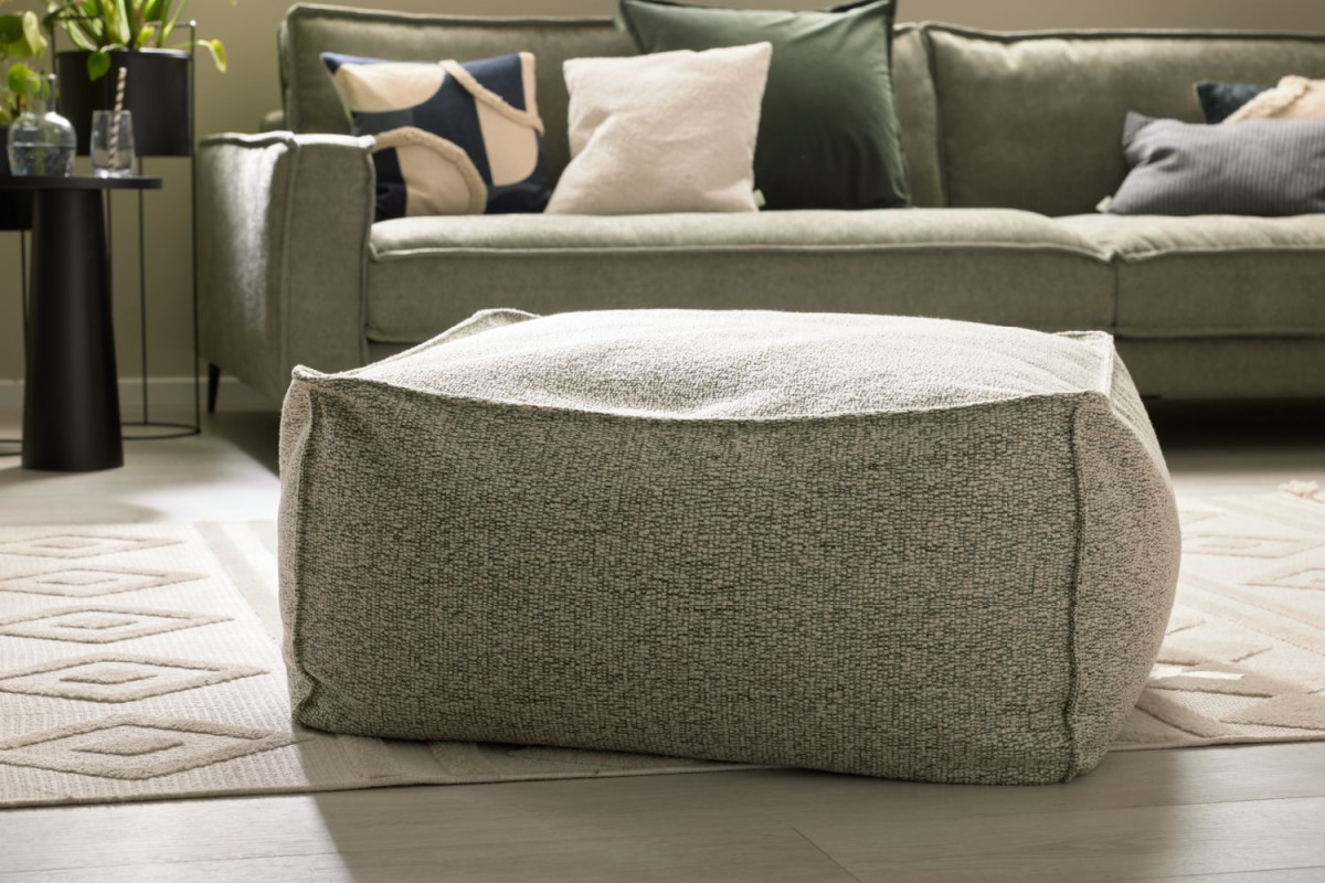 No. 4121 - Hocker